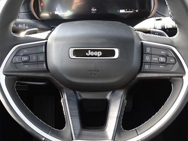 2023 Jeep Grand Cherokee GRAND CHEROKEE LIMITED 4X4