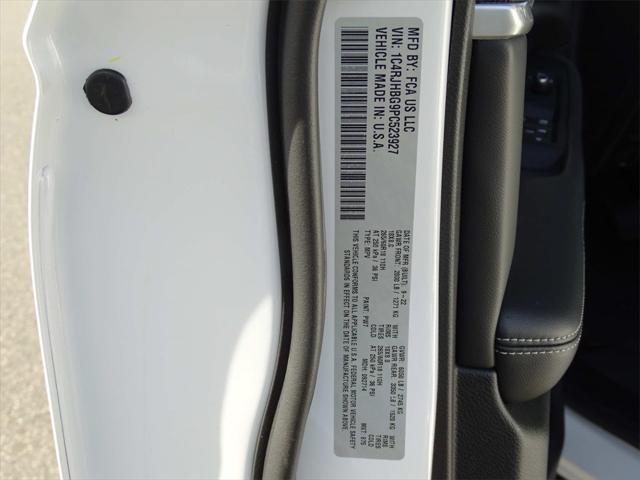 2023 Jeep Grand Cherokee GRAND CHEROKEE LIMITED 4X4