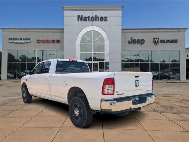 2020 RAM 2500 Big Horn Crew Cab 4X4 8 Box