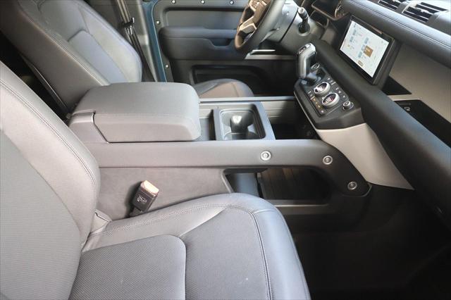 2023 Land Rover Defender S