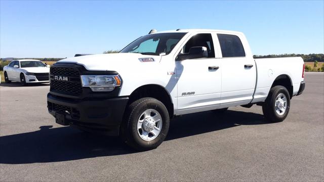 2022 RAM 3500 Tradesman Crew Cab 4x4 64 Box