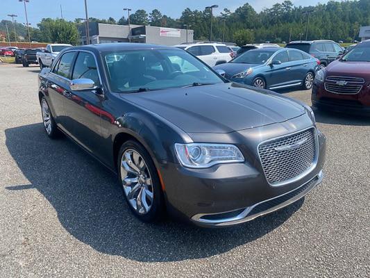 2019 Chrysler 300 Touring