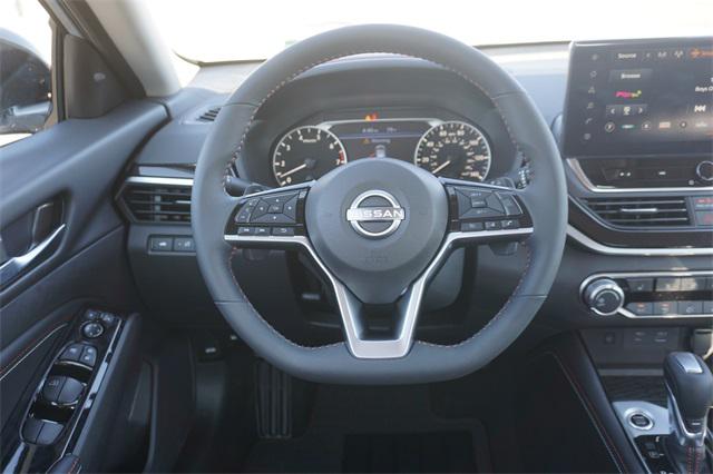 New 2023 Nissan Altima 2 5 SR Sport Brilliant 1N4BL4CV9PN300105