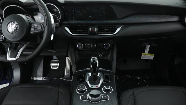 2023 Alfa Romeo Stelvio Sprint RWD