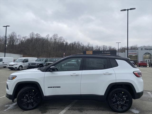 2022 Jeep Compass COMPASS ALTITUDE 4X4