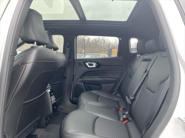 2022 Jeep Compass COMPASS ALTITUDE 4X4