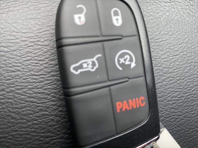 2022 Jeep Compass COMPASS ALTITUDE 4X4