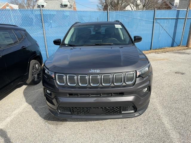 2022 Jeep Compass COMPASS LATITUDE 4X4