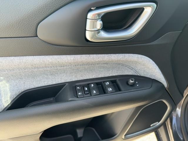 2022 Jeep Compass COMPASS LATITUDE 4X4