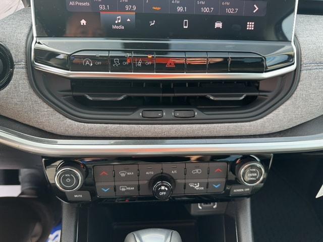 2022 Jeep Compass COMPASS LATITUDE 4X4