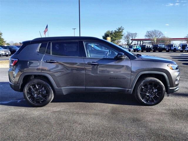 2022 Jeep Compass COMPASS ALTITUDE 4X4