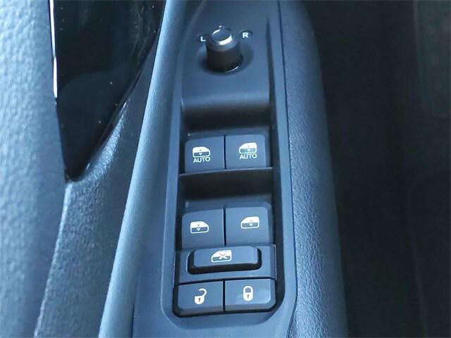 2022 Jeep Compass COMPASS ALTITUDE 4X4
