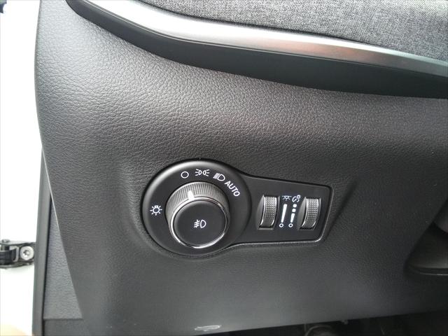 2022 Jeep Compass COMPASS LATITUDE LUX 4X4