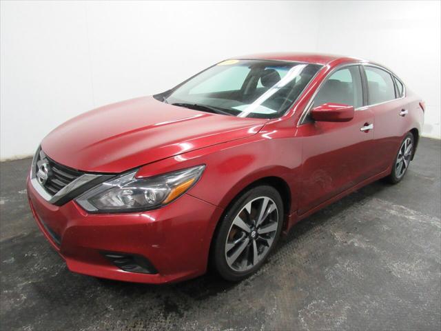 2016 Nissan Altima 2.5 SR for sale in Fairfield, OH