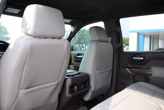 2021 Chevrolet Silverado 1500 4WD Crew Cab Short Bed RST