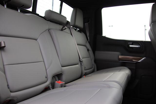 2021 Chevrolet Silverado 1500 4WD Crew Cab Short Bed RST
