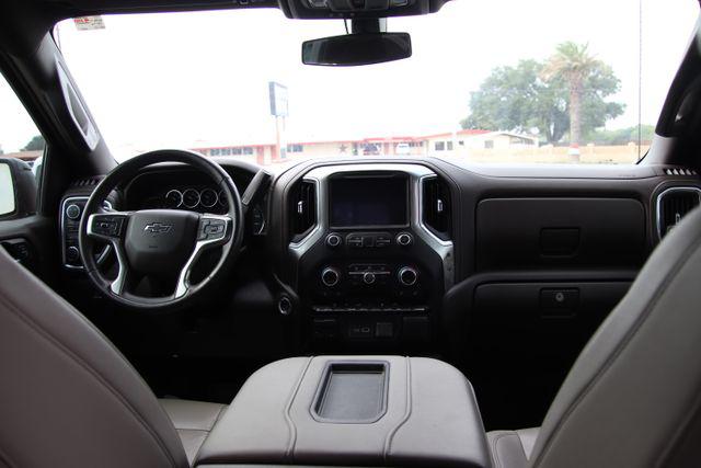 2021 Chevrolet Silverado 1500 4WD Crew Cab Short Bed RST