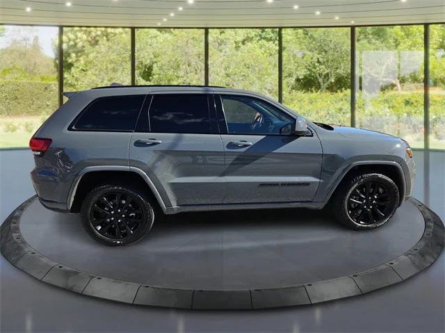 2021 Jeep Grand Cherokee Laredo X 4x4