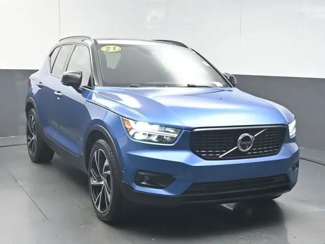 2021 Volvo XC40 T4 R-Design