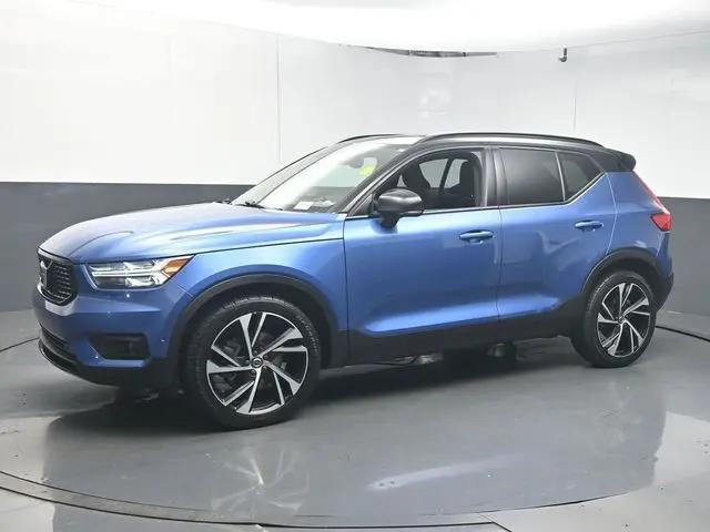 2021 Volvo XC40 T4 R-Design