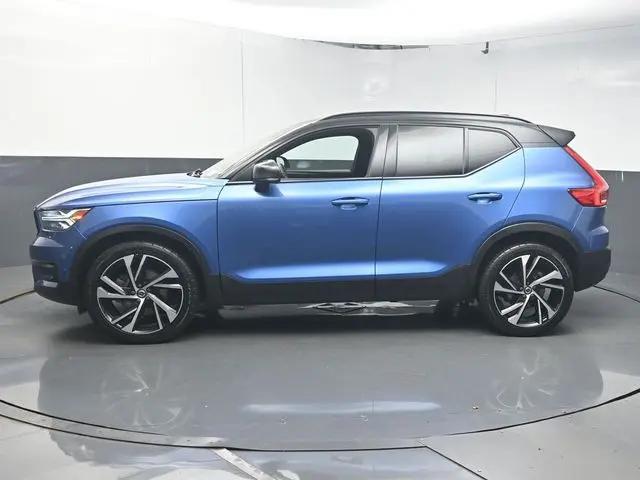 2021 Volvo XC40 T4 R-Design