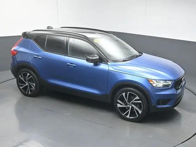 2021 Volvo XC40 T4 R-Design