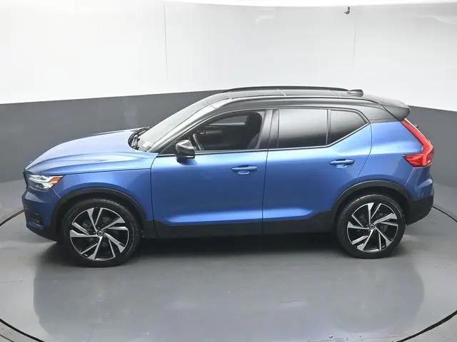 2021 Volvo XC40 T4 R-Design
