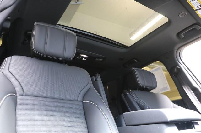 2023 Land Rover Discovery S R-Dynamic