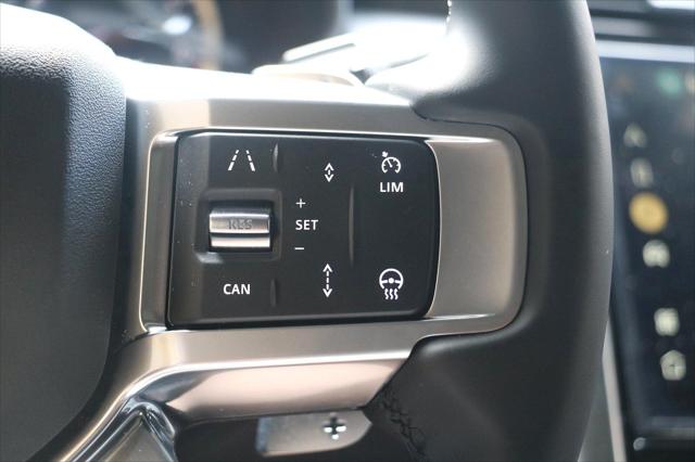 2023 Land Rover Discovery S R-Dynamic