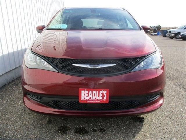 2022 Chrysler Voyager LX 2022 Chrysler Voyager LX