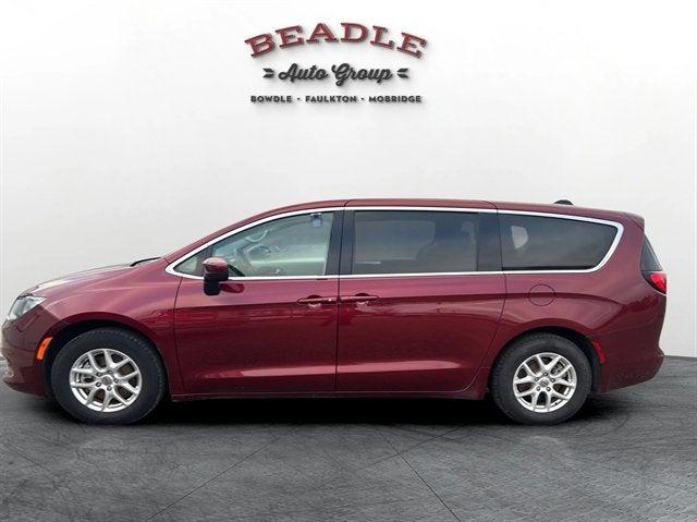 2022 Chrysler Voyager LX 2022 Chrysler Voyager LX