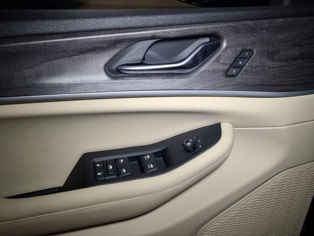 2023 Jeep Grand Cherokee GRAND CHEROKEE L LIMITED 4X4