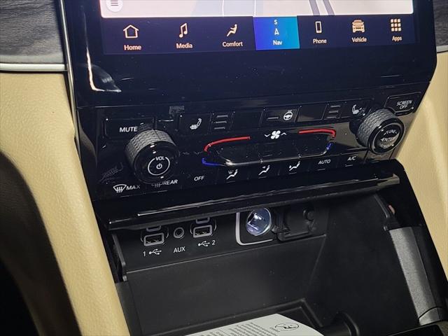 2023 Jeep Grand Cherokee GRAND CHEROKEE L LIMITED 4X4