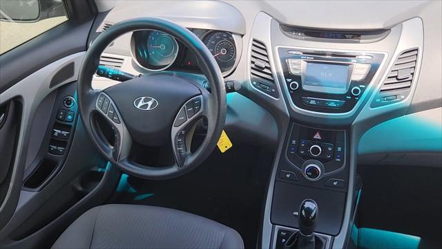 2014 Hyundai Elantra SE