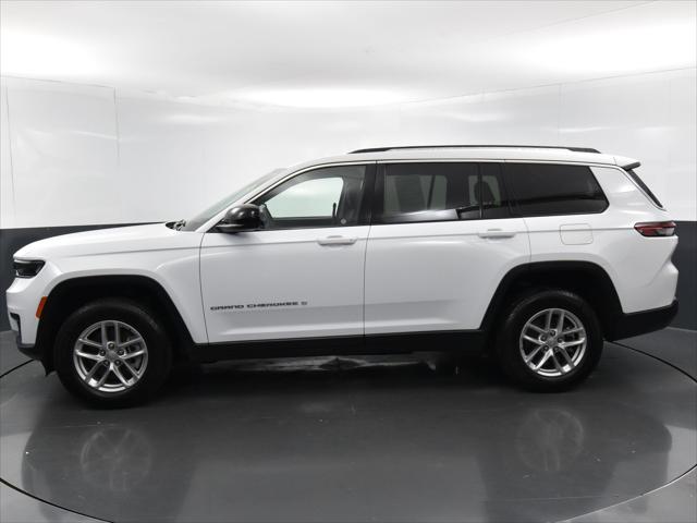 2022 Jeep Grand Cherokee L Laredo 4x4