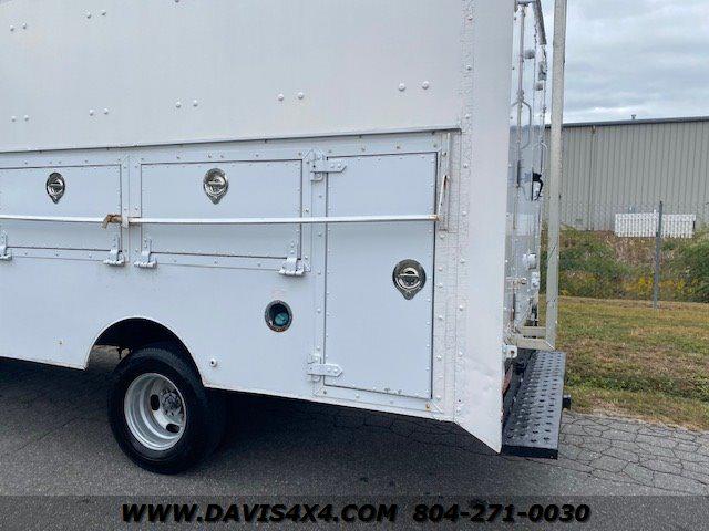 2014 Mitsubishi Fuso Canter FE125 Duonic Utility Work Truck