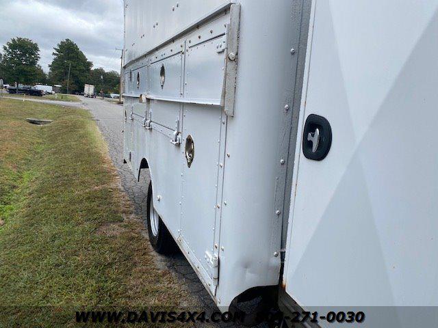 2014 Mitsubishi Fuso Canter FE125 Duonic Utility Work Truck