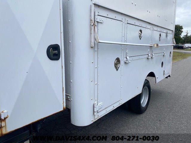 2014 Mitsubishi Fuso Canter FE125 Duonic Utility Work Truck