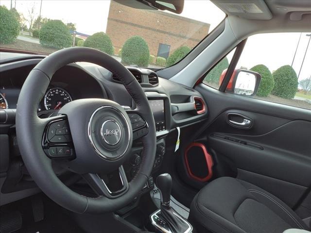 2022 Jeep Renegade RENEGADE (RED) 4X4