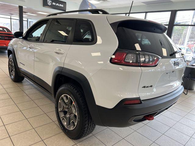 2022 Jeep Cherokee CHEROKEE TRAILHAWK 4X4