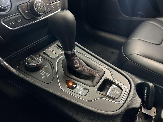 2022 Jeep Cherokee CHEROKEE TRAILHAWK 4X4