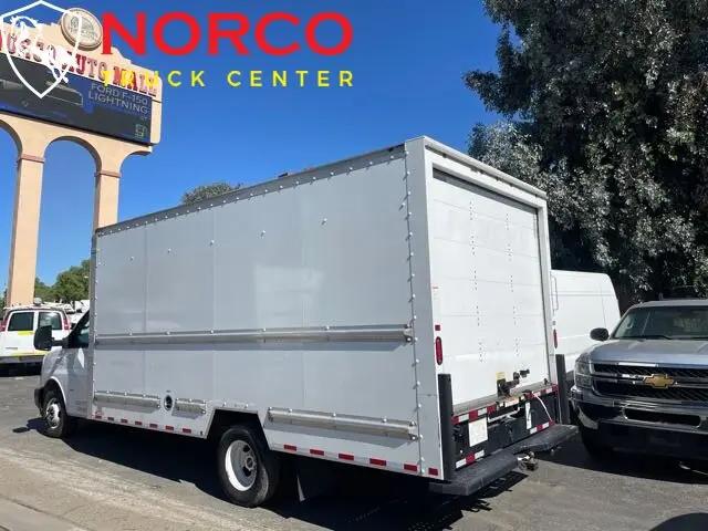 2018 GMC Savana Cutaway Work Van