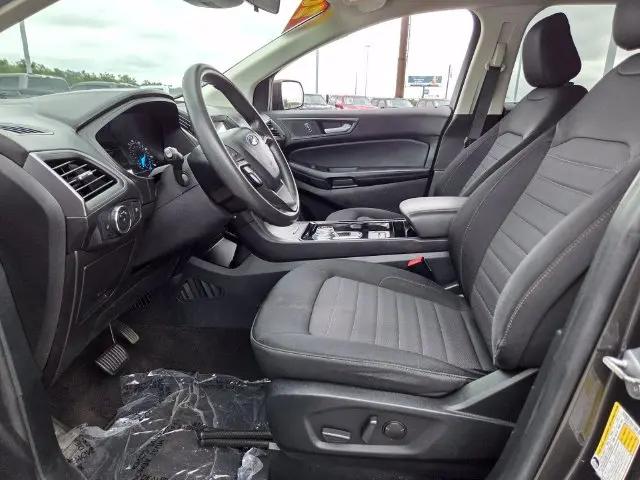 2020 Ford Edge SE