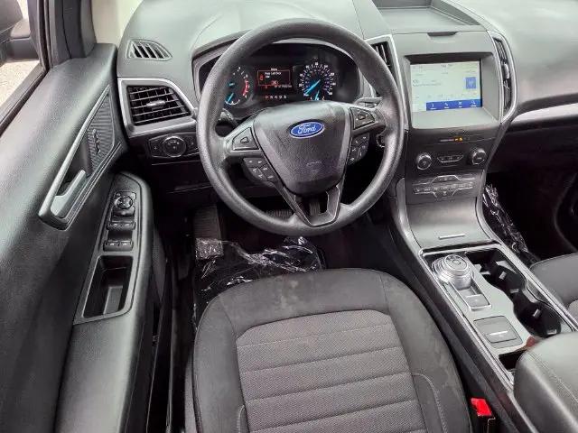 2020 Ford Edge SE