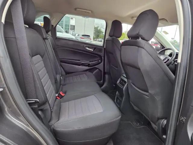 2020 Ford Edge SE