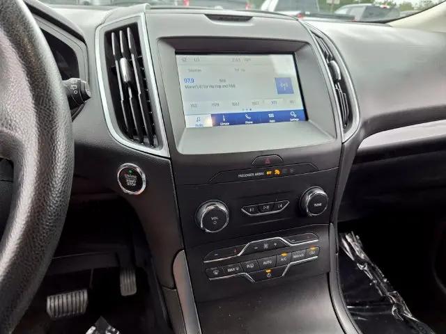 2020 Ford Edge SE