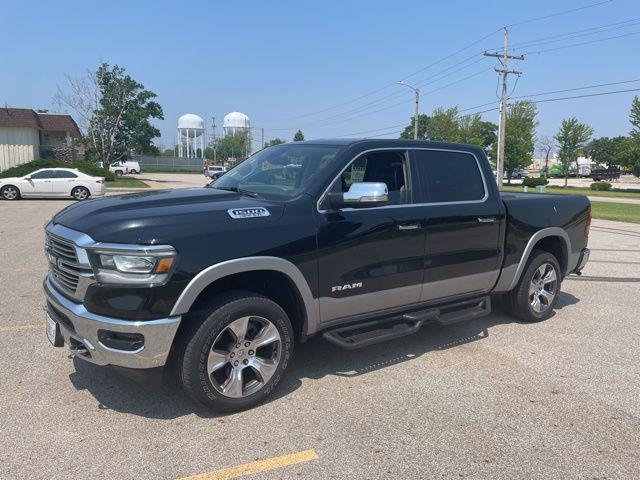 2020 RAM 1500 Laramie Crew Cab 4x4 57 Box