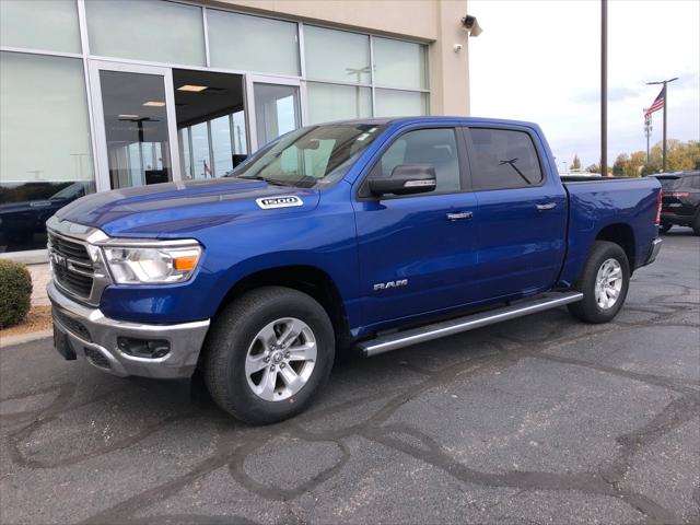 2019 RAM 1500 Big Horn/Lone Star Crew Cab 4x4 57 Box