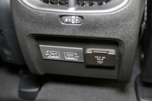 2022 Jeep Cherokee CHEROKEE LATITUDE LUX 4X4