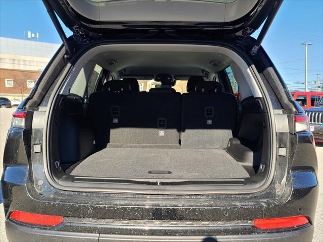 2023 Jeep Grand Cherokee GRAND CHEROKEE LIMITED 4X4